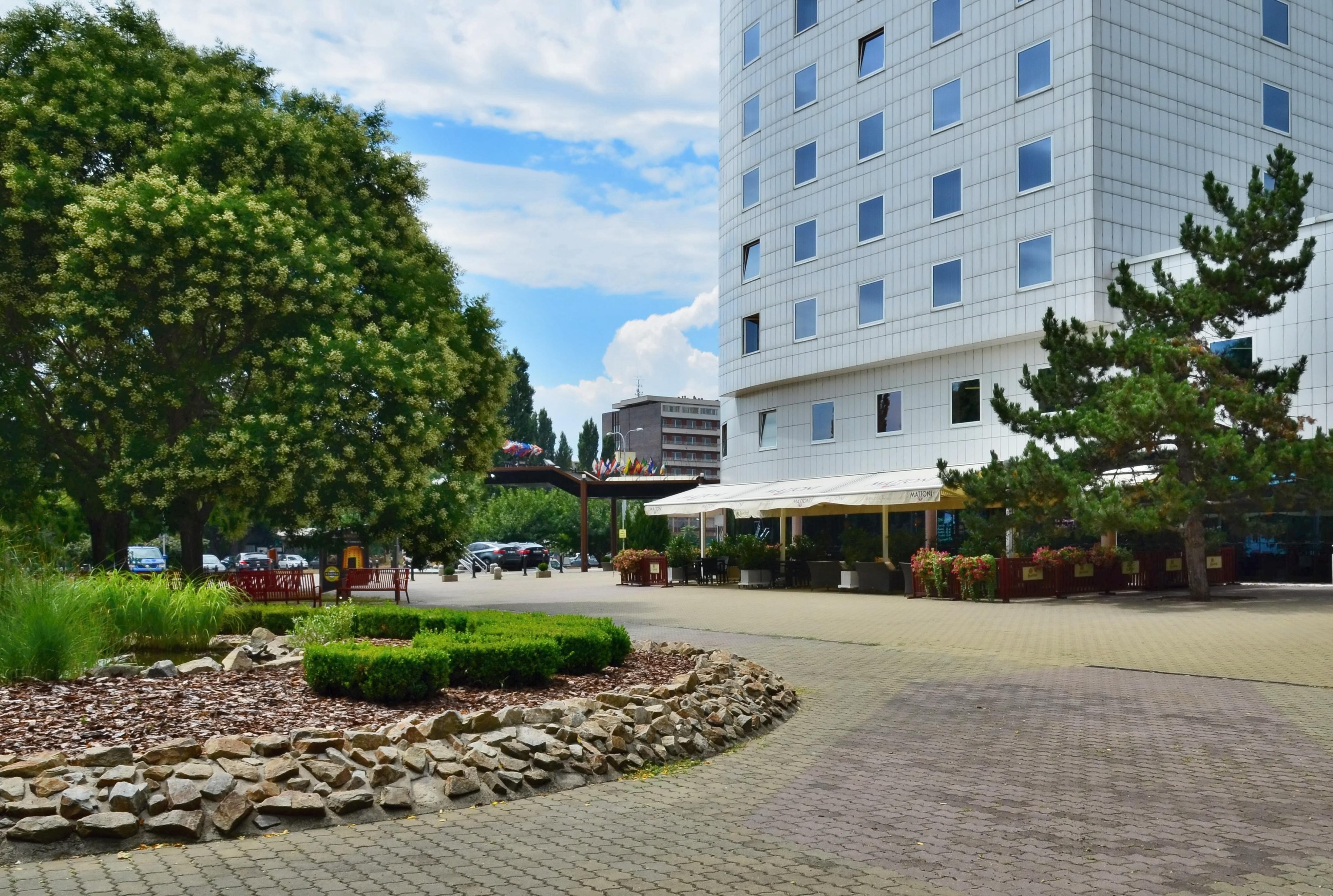 Cosmopolitan Bobycentrum - Czech Leading Hotels Brno Exterior foto